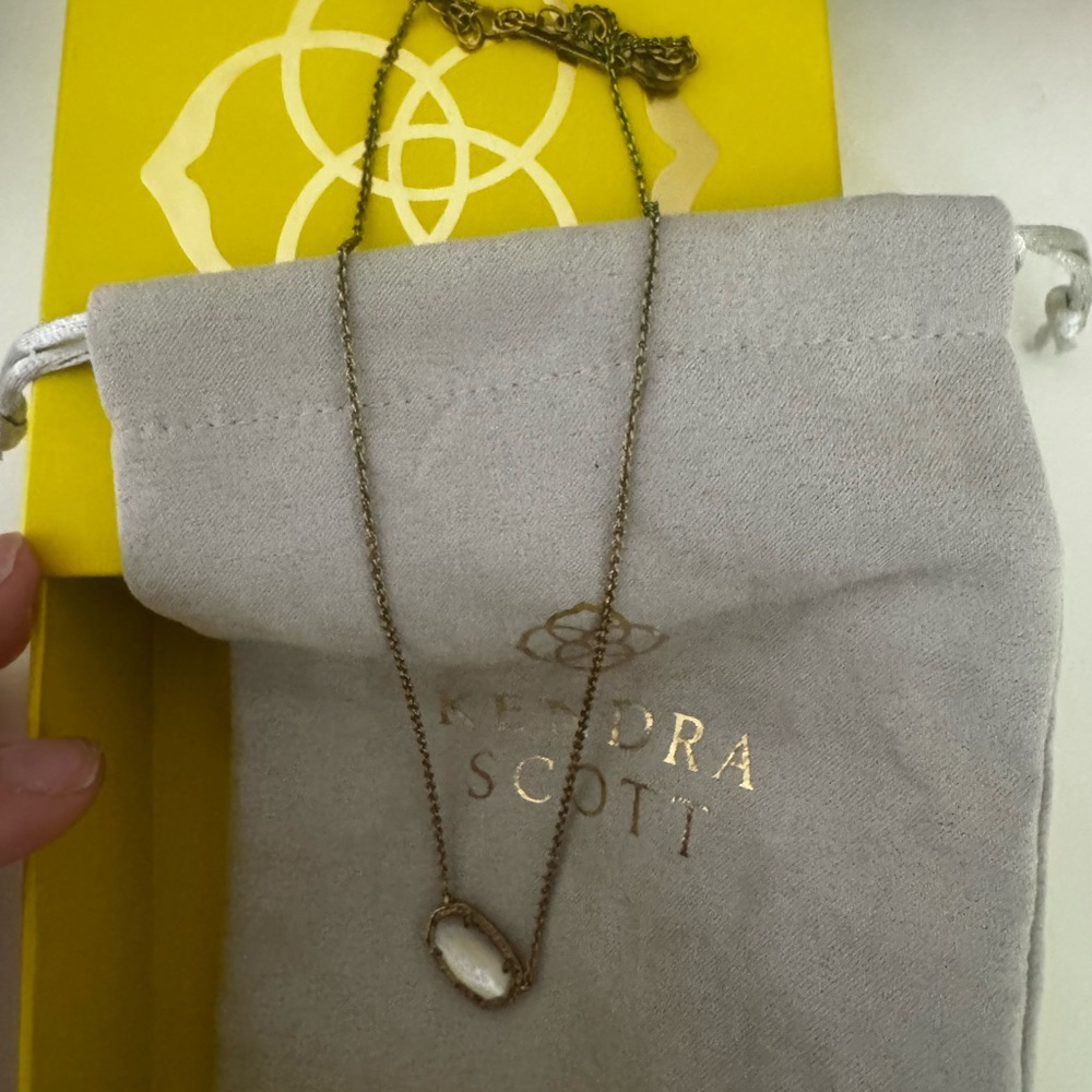 Kendra Scott Gold Necklace with Oval White Stone (tarnished)